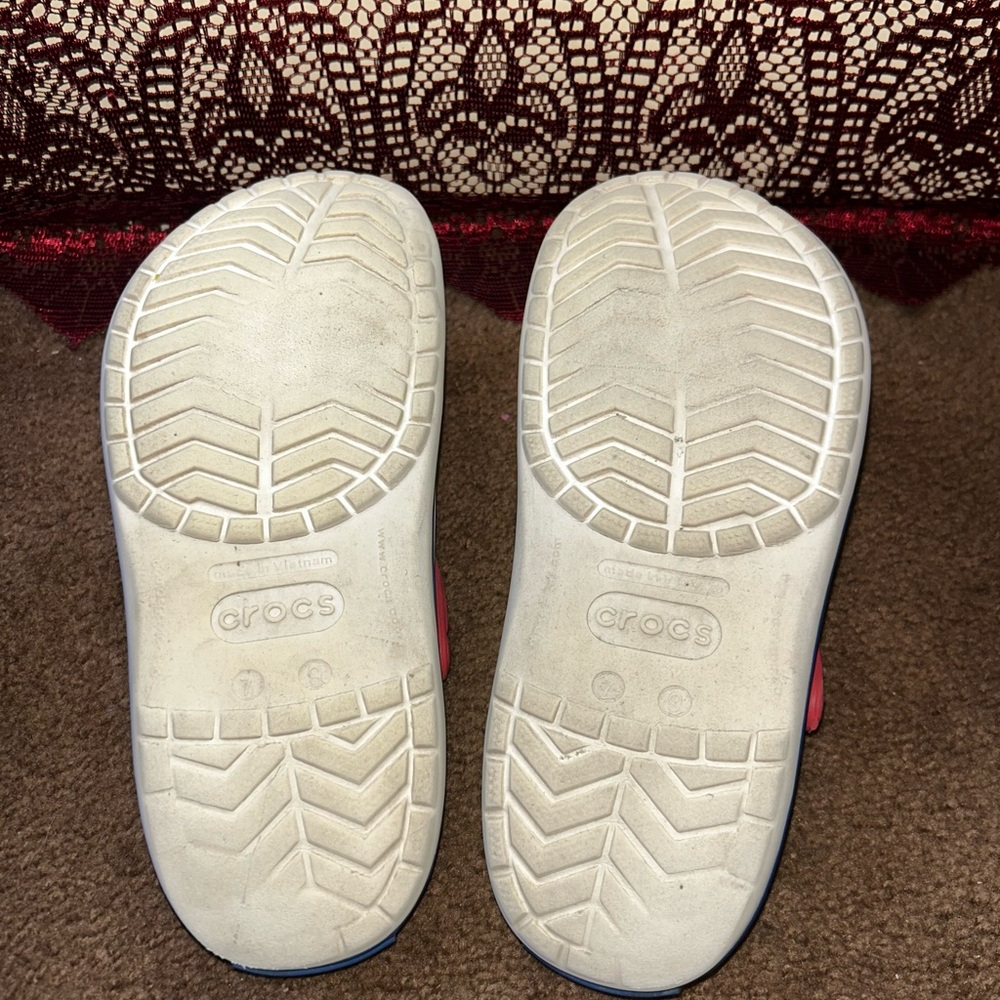 White Crocs - Picture 5 of 5